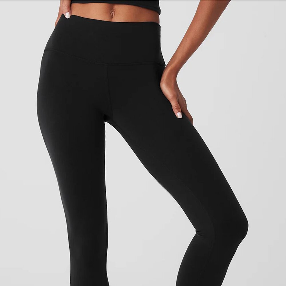 Alo Yoga High-Waist Airbrush Legging - Black - Size Medium